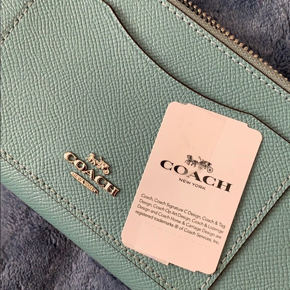 Coach Wallet - Picture 4 of 4